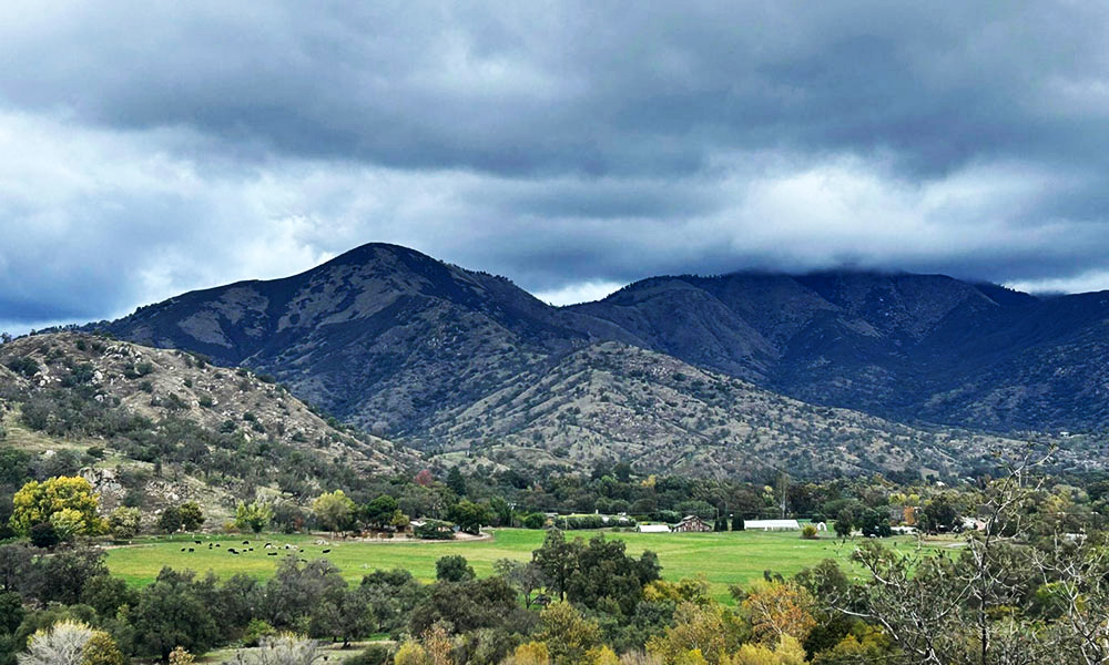 Property for Sale at Sierra Drive, Three Rivers, California