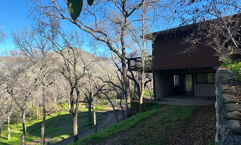 40838 Oak Ridge Dr, Three Rivers, CA 93271