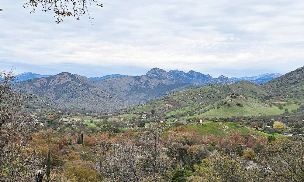 40838 Oak Ridge Dr, Three Rivers, CA 93271