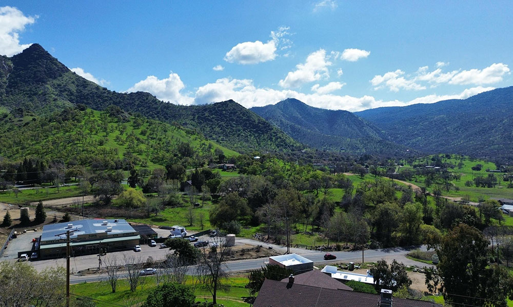 41333 Sierra Drive, Three Rivers, CA 93271