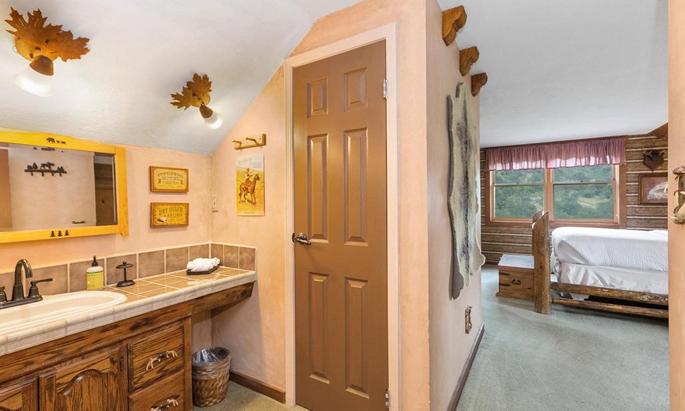 42182 Mynatt Drive, Three Rivers, CA 93271