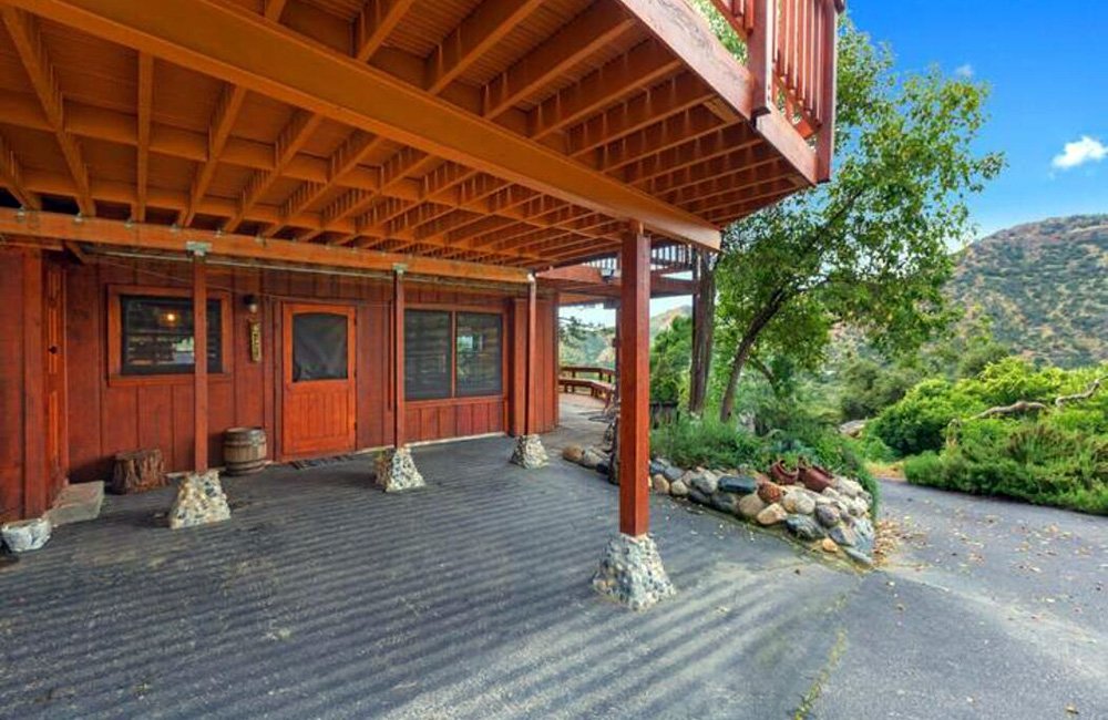 42182 Mynatt Drive, Three Rivers, CA 93271