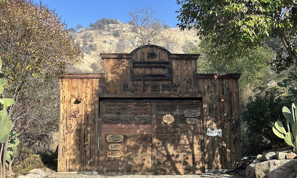 42182 Mynatt Drive, Three Rivers, CA 93271
