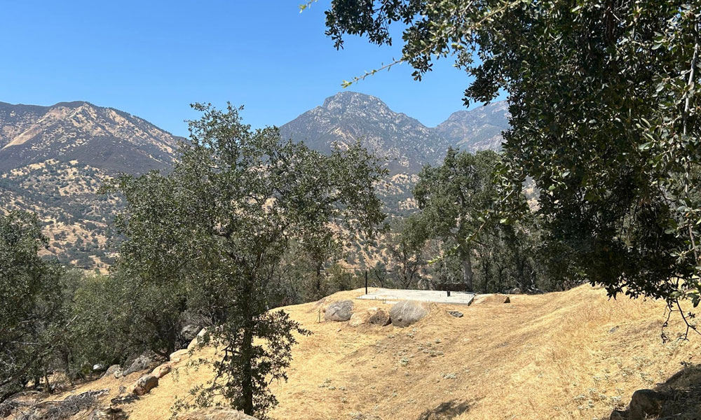 Oak Grove Drive, Three Rivers, CA 93271