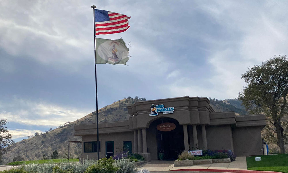 Sierra Drive, Three Rivers, CA 93271