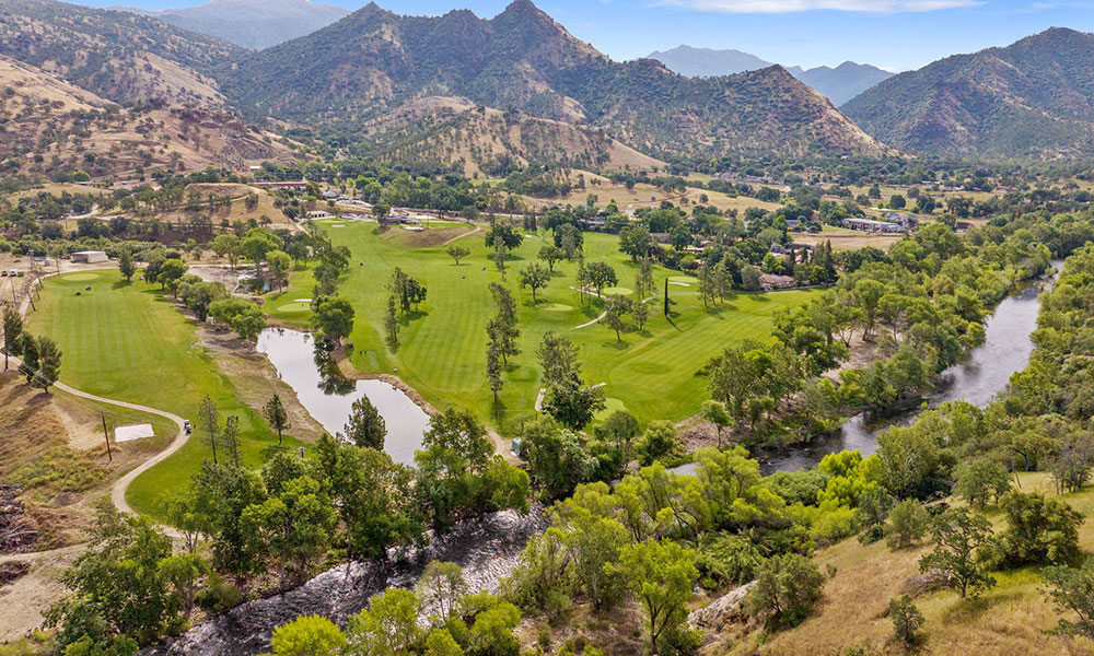 Three Rivers Golf Course and Restaurant & Bar, Three Rivers, CA 93271
