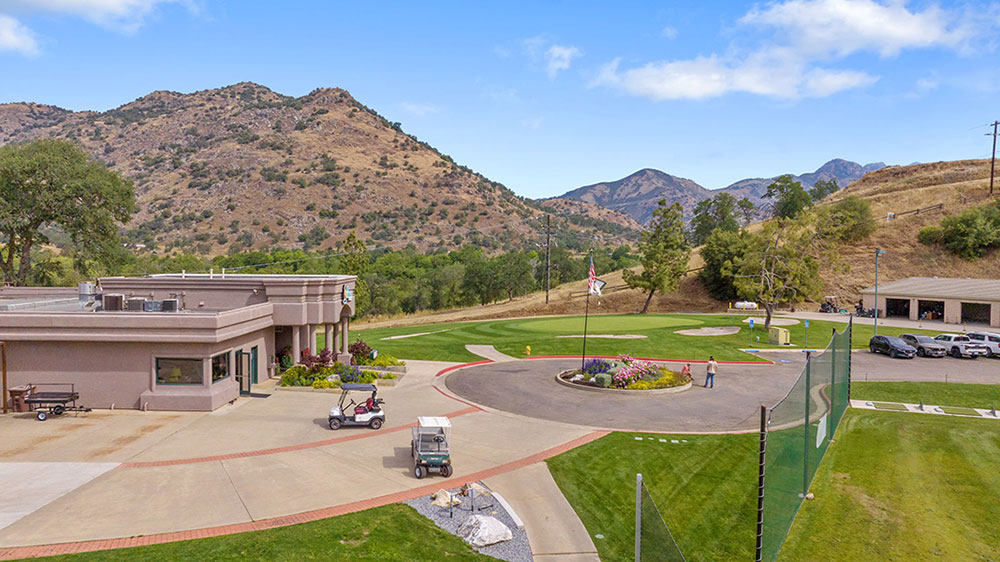 Three Rivers Golf Course and Restaurant & Bar, Three Rivers, CA 93271