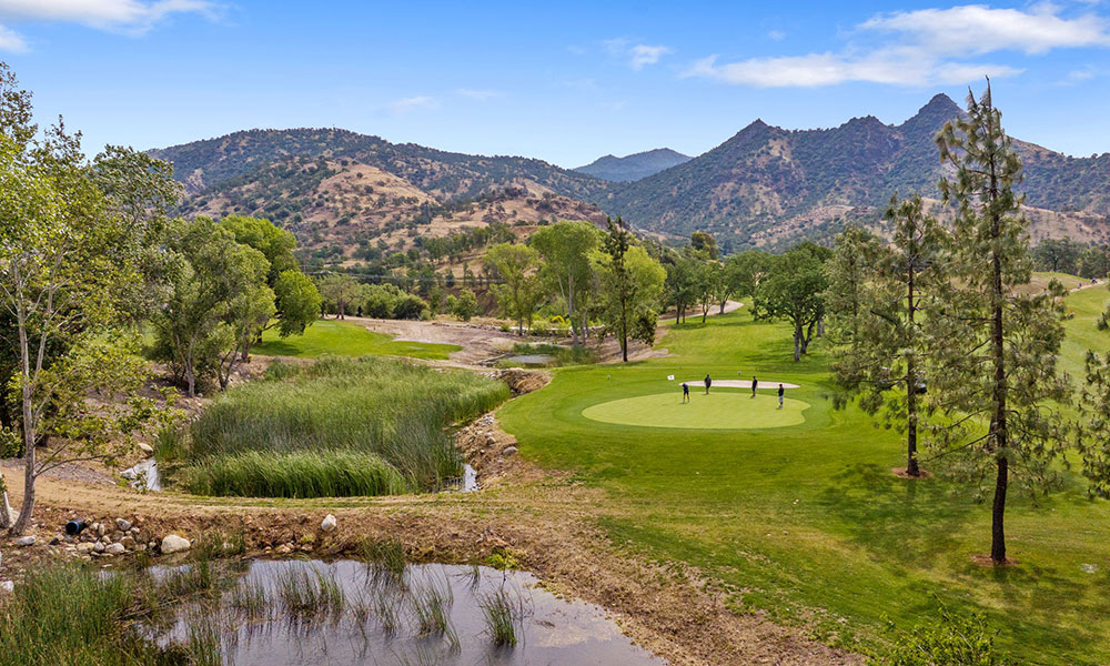 Three Rivers Golf Course and Restaurant & Bar, Three Rivers, CA 93271