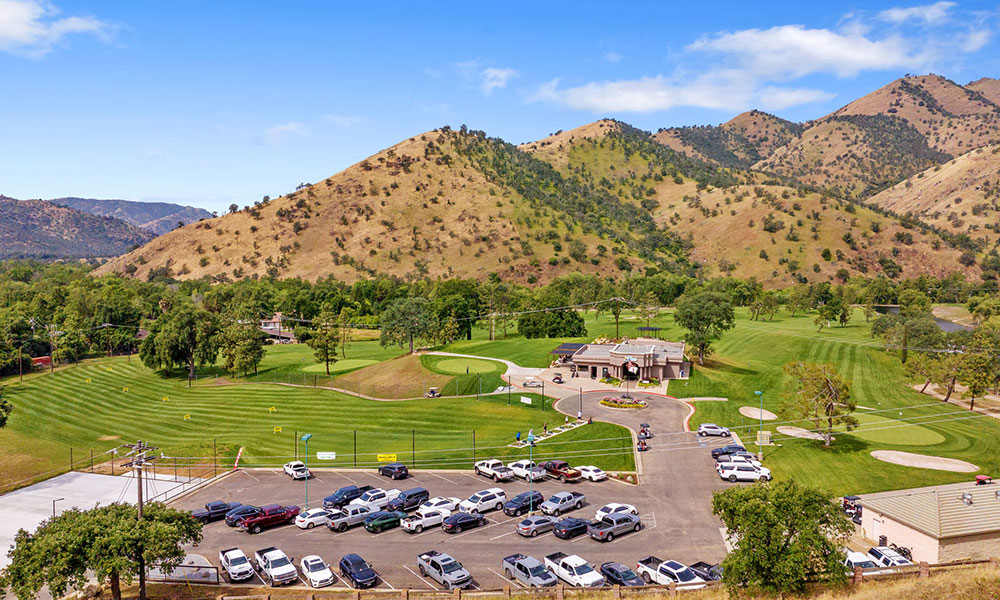 Three Rivers Golf Course and Restaurant & Bar, Three Rivers, CA 93271