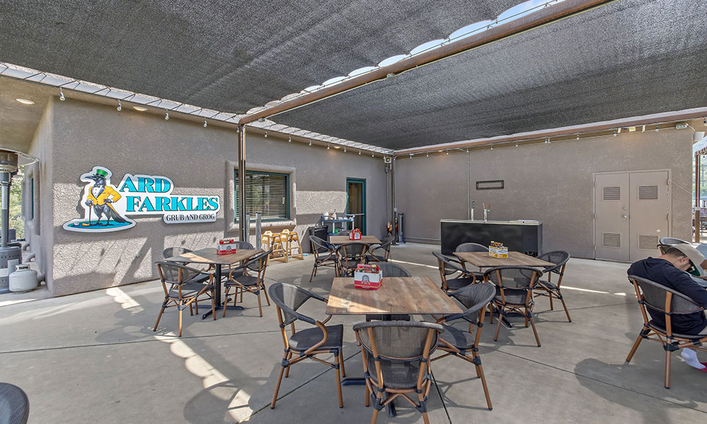Three Rivers Golf Course and Restaurant & Bar, Three Rivers, CA 93271